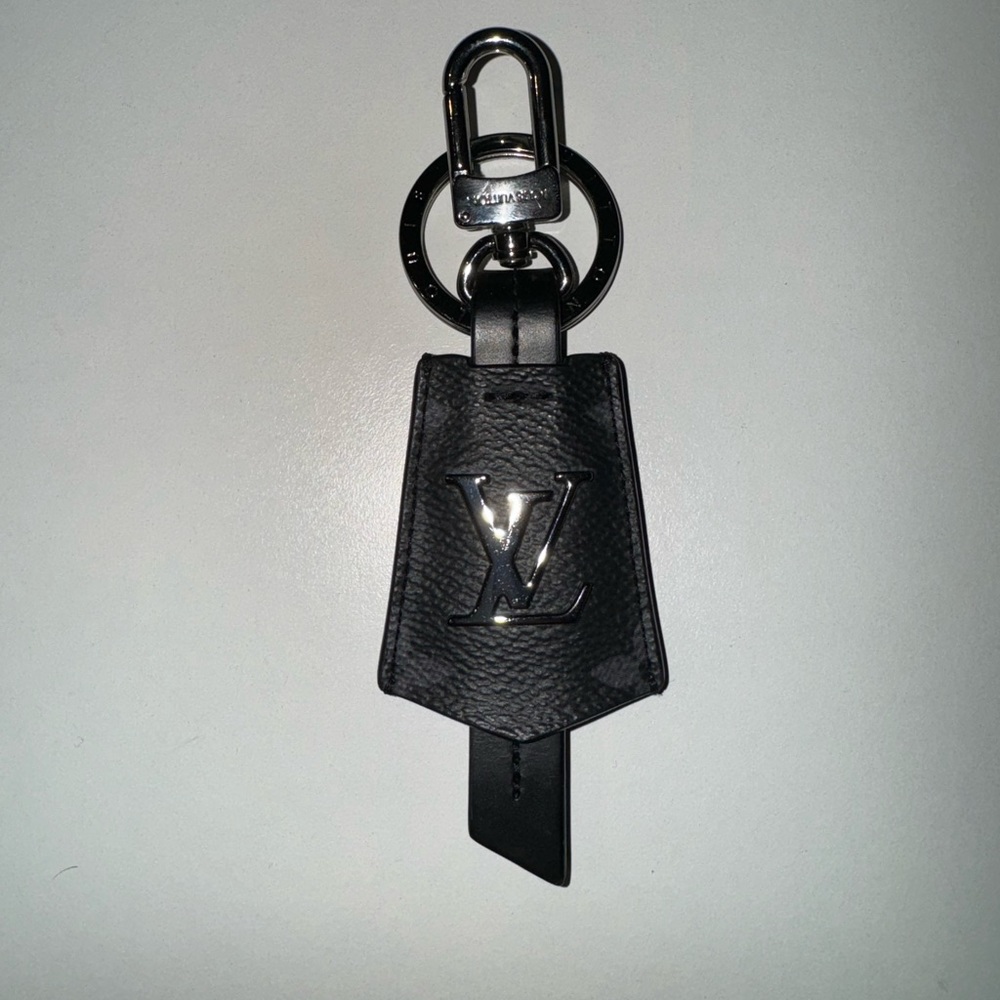 Louis Vuitton keychain (blue)